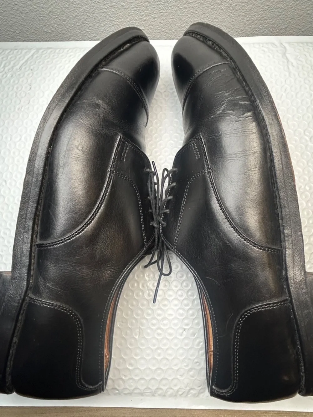 Allen Edmonds Cap Toe Dress Shoes Men's Size 12B Black Leather Oxford Classic